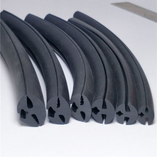 專業(yè)制造，品質(zhì)保障 探秘清河縣順冠橡膠制品廠的密封條與橡膠防塵套
